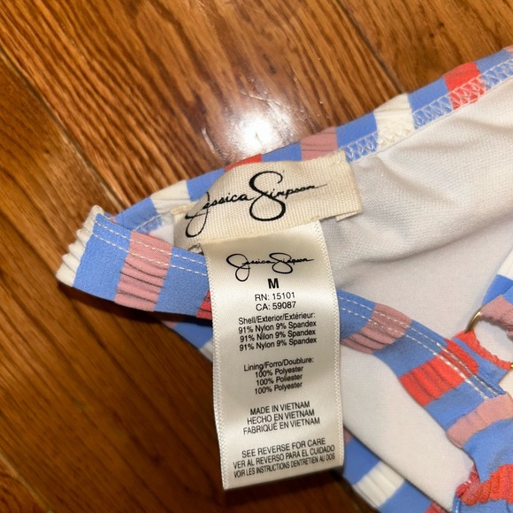 Jessica Simpson Bikini Top - Picture 3 of 5